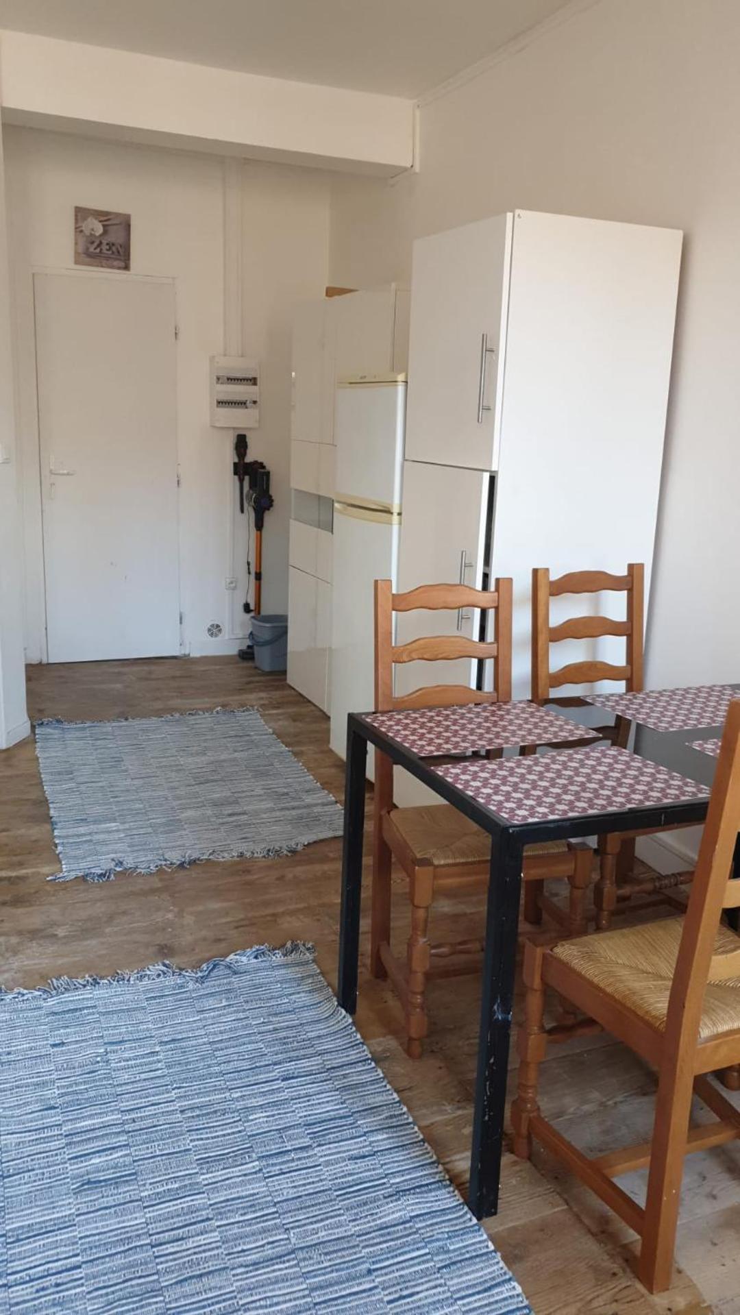 פאמייר Appartements Simples Et Fonctionnels מראה חיצוני תמונה
